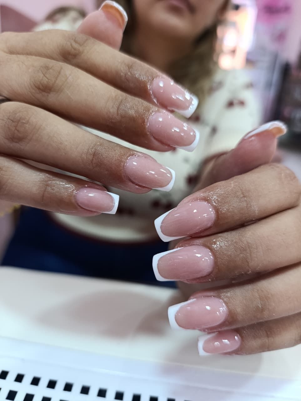 Manicure francés nude